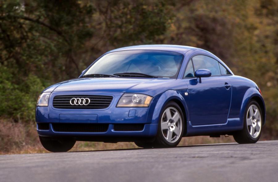  Audi TT Coupe (8N) 1998 года  (NA) (фото 1 из 4)